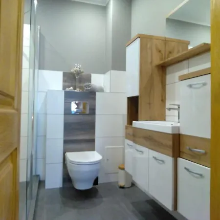 Sunny Bear Bed & Breakfast Jelenia Gora Exterior photo