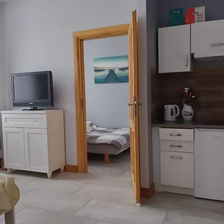 Sunny Bear Bed & Breakfast Jelenia Gora Exterior photo