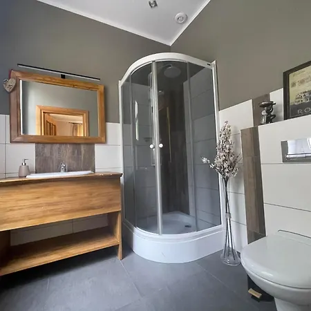 Sunny Bear Bed & Breakfast Jelenia Gora Exterior photo